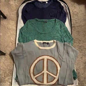 3 sweaters S/M/L